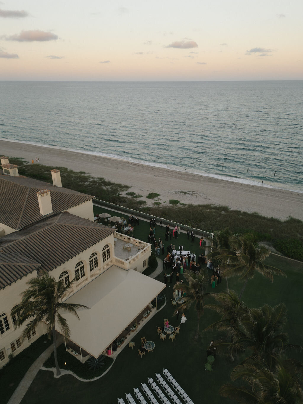 Palm Beach Jupiter Vero Beach wedding planner wedding design wedding coordination Florida wedding full service wedding planner full service wedding management South Florida wedding classic wedding design private club wedding-547
