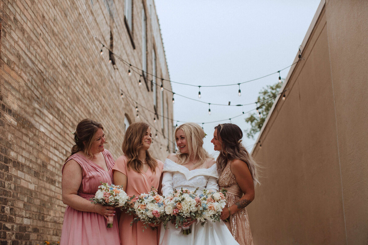 shawano-stubborn-brothers-brewery-wedding-nikki-n-photography-332