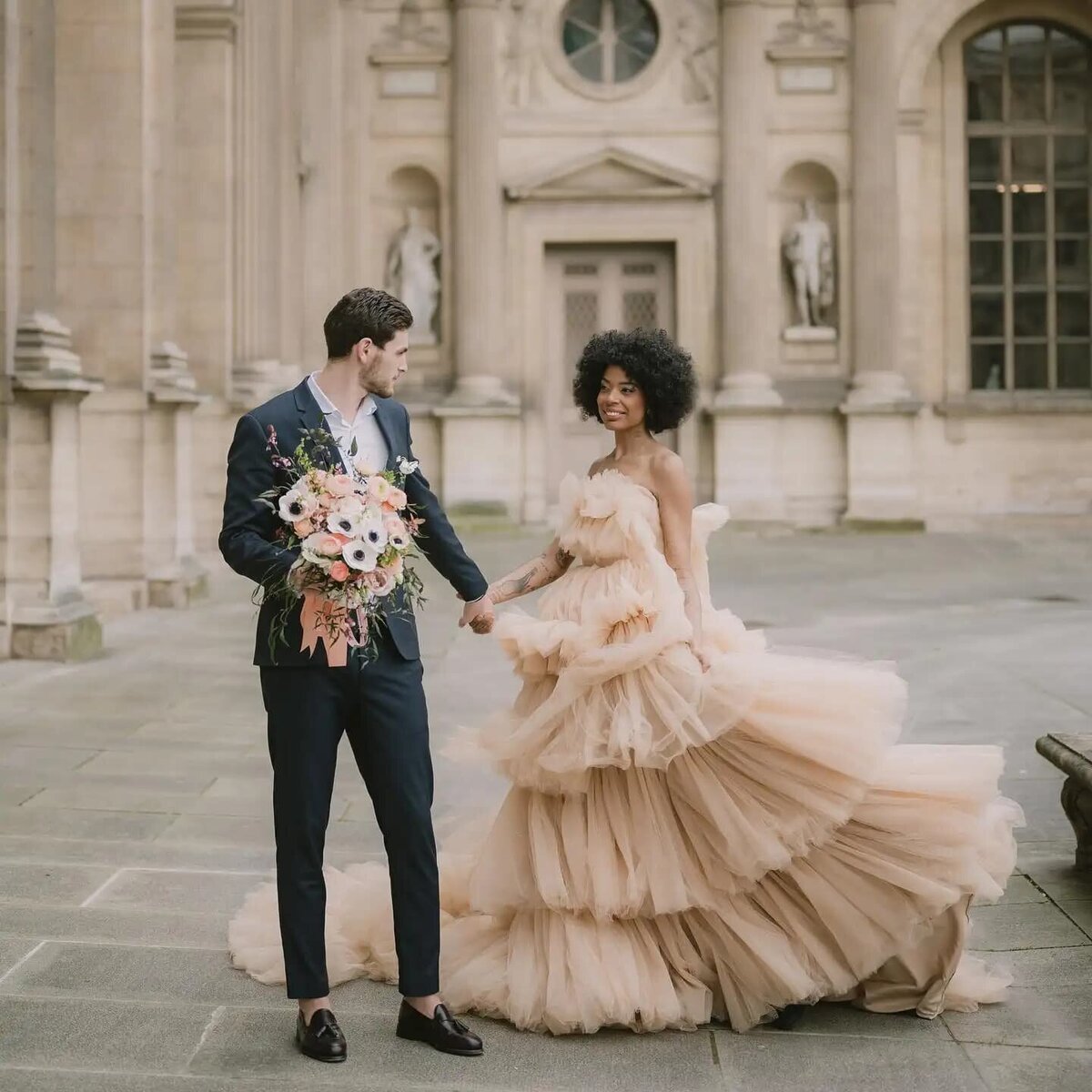 couple-photoshoot-in-paris