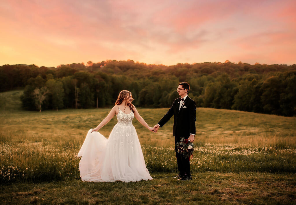 wedding-sunset-photos-north-georgia-mountains-lewallen-farms (6)