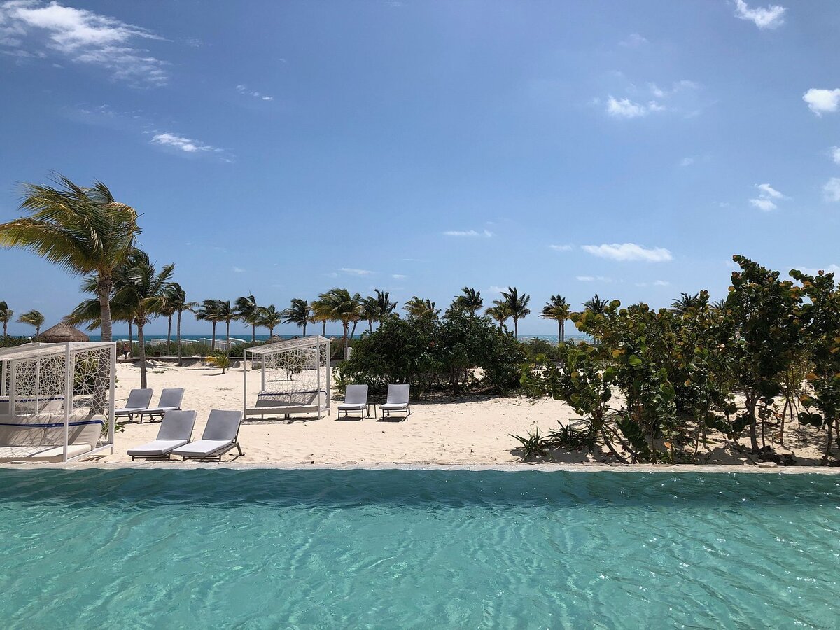 Majestic Elegance Costa Mujeres Pool