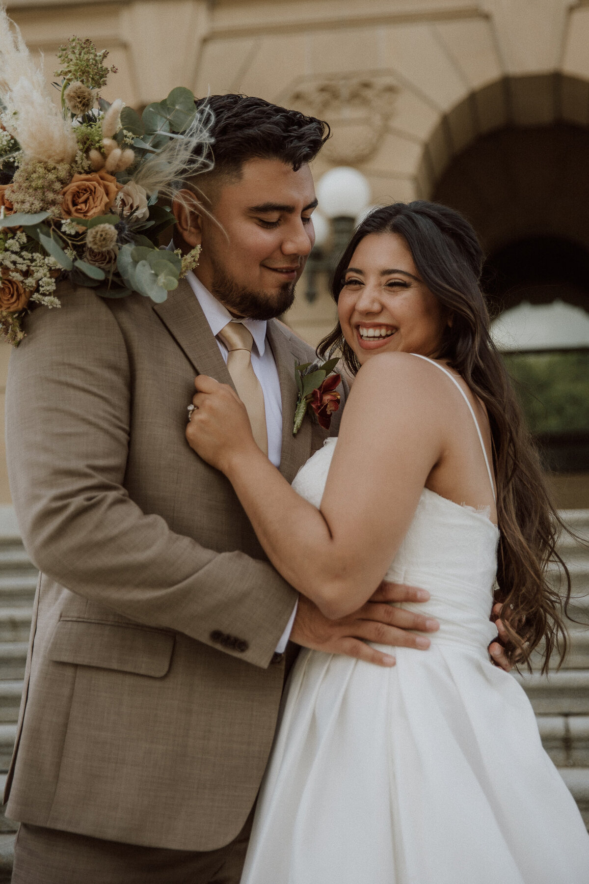 edmonton-legislature-wedding-photos-02