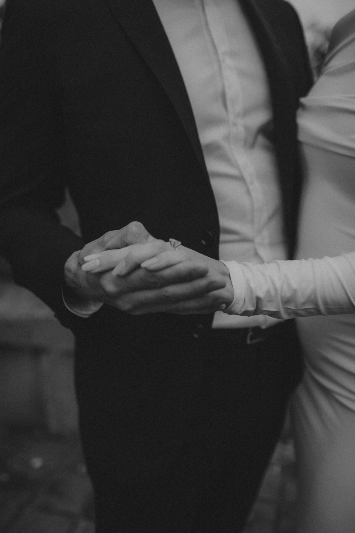 Black & White intimate couples photographer