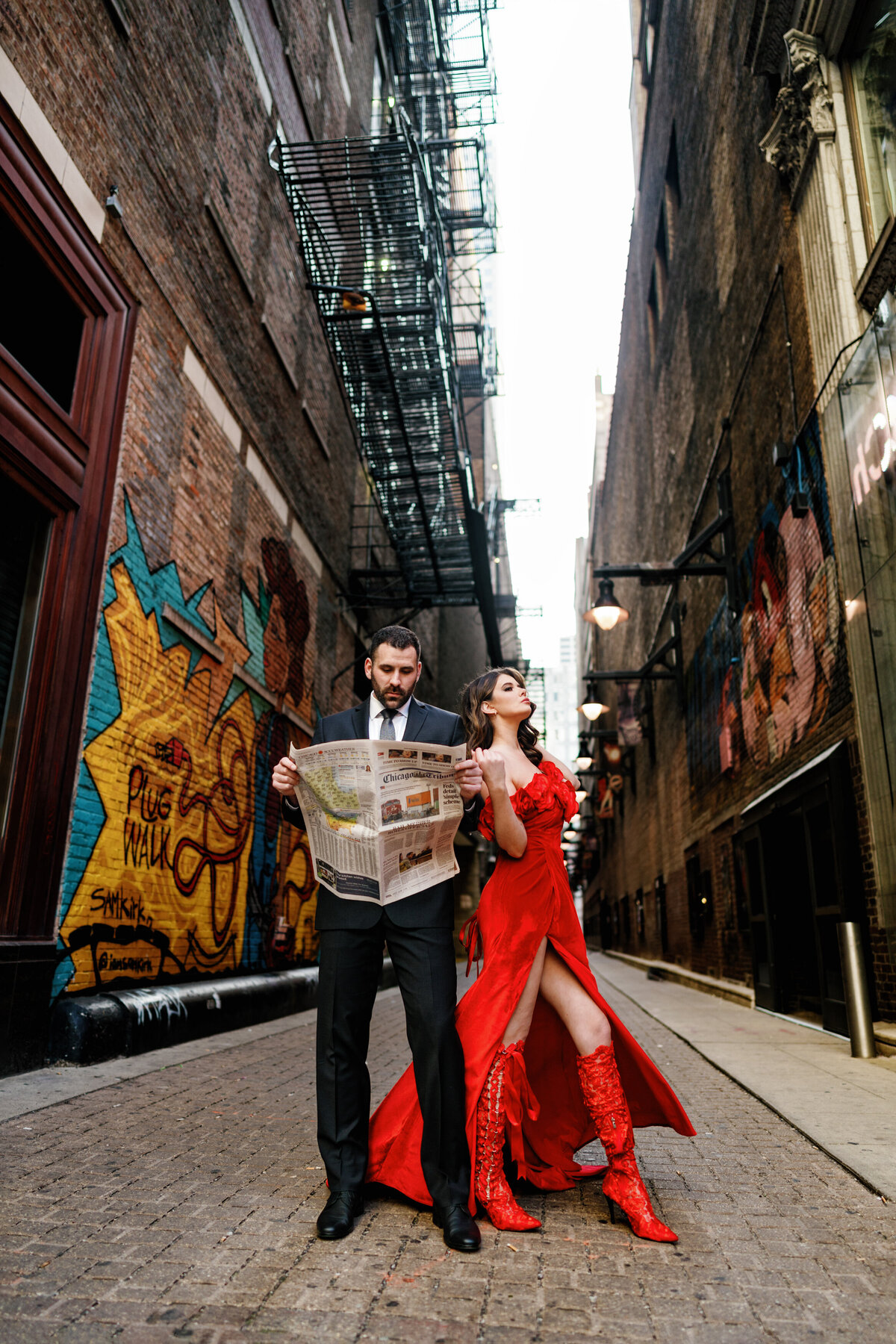 Aspen-Avenue-Chicago-Wedding-Photographer-Union-Station-Chicago-Theater-Engagement-Session-Timeless-Romantic-Red-Dress-Editorial-Stemming-From-Love-Bry-Jean-Artistry-The-Bridal-Collective-True-to-color-Luxury-FAV-115