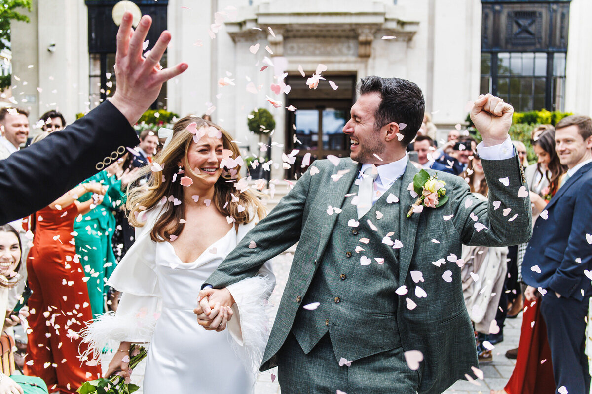 Natural Wedding Photographer Kent_colin christian reena langtons london-wedding-112-1