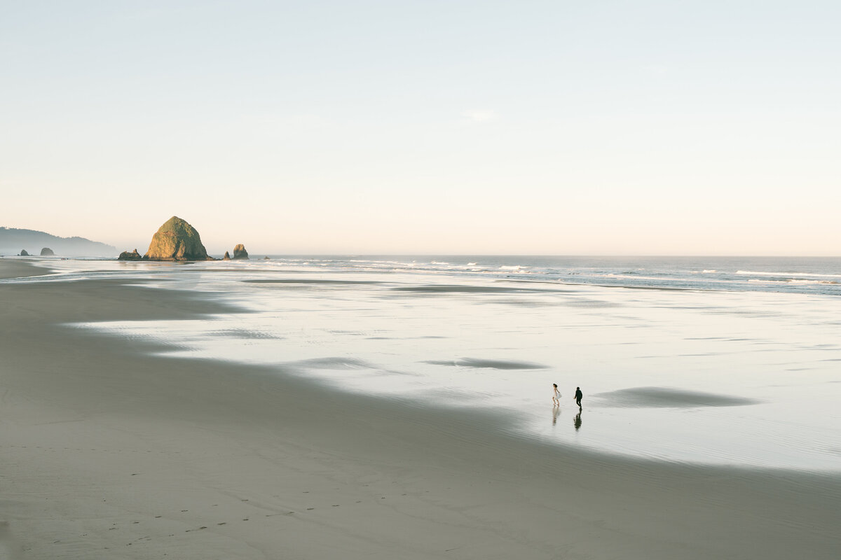 cannon-beach-oregon-elopement-14