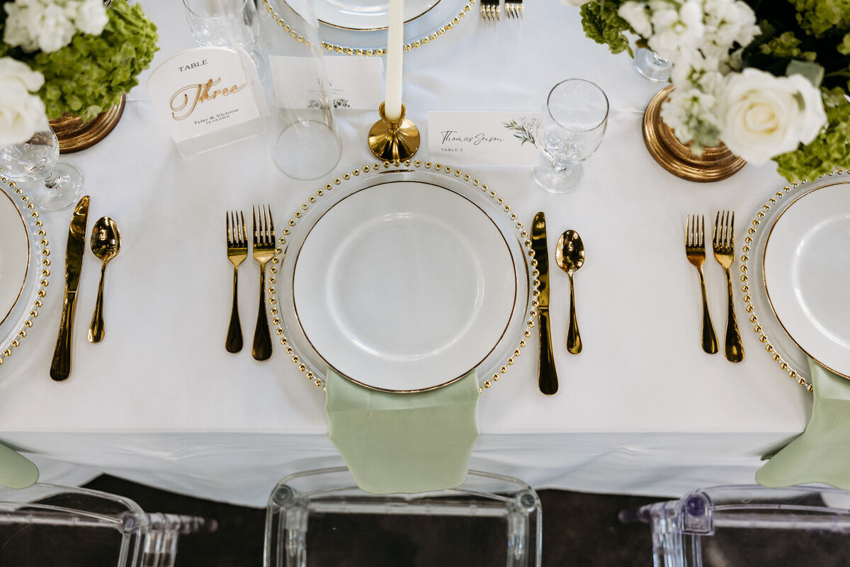 012_LegendAndLaceStudios_Tracy_Wedding_Preview