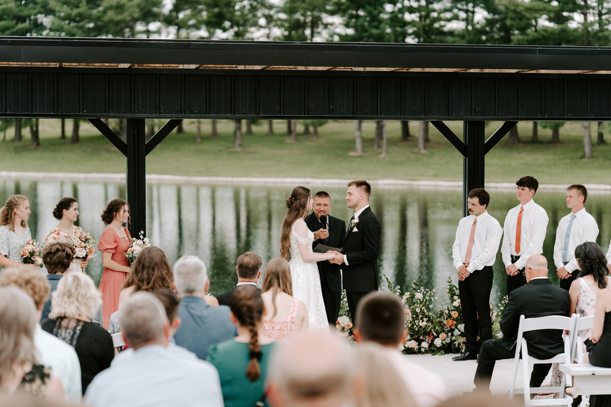 kraber-the-gathering-grounds-iowa-wedding-104