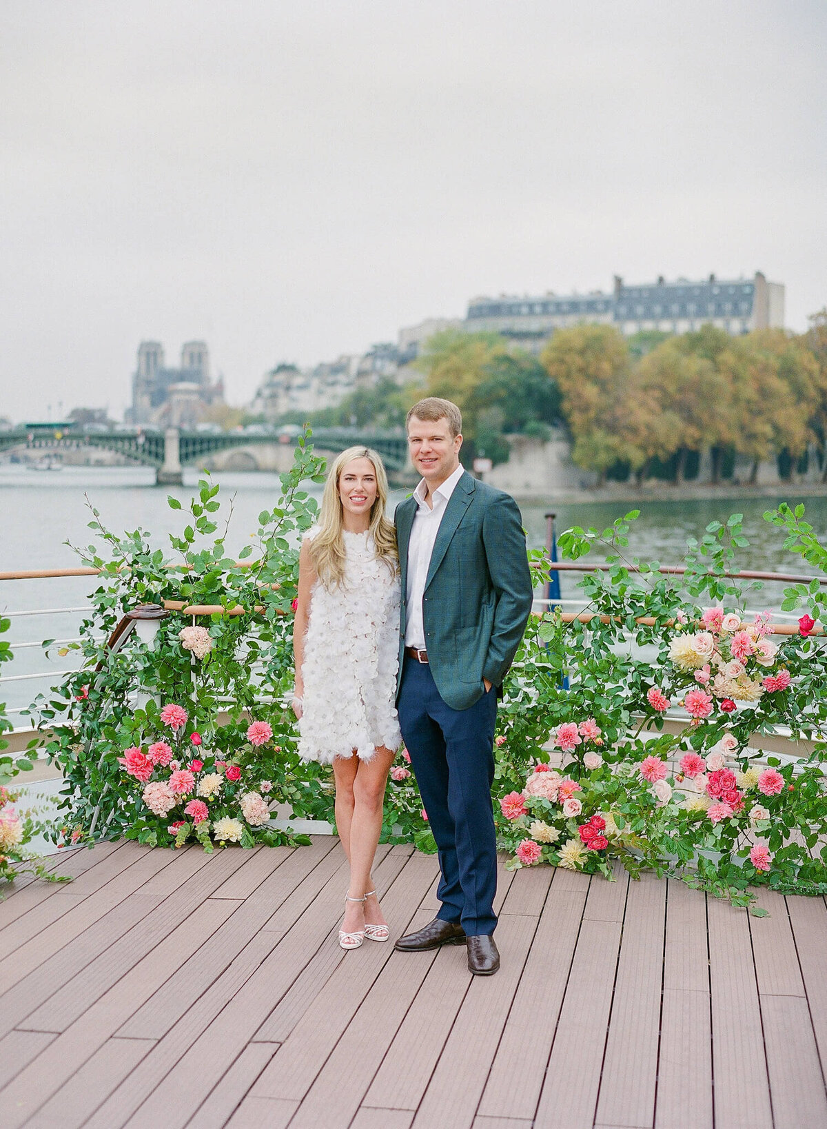 Paris-wedding-Seine-river-Floraison29