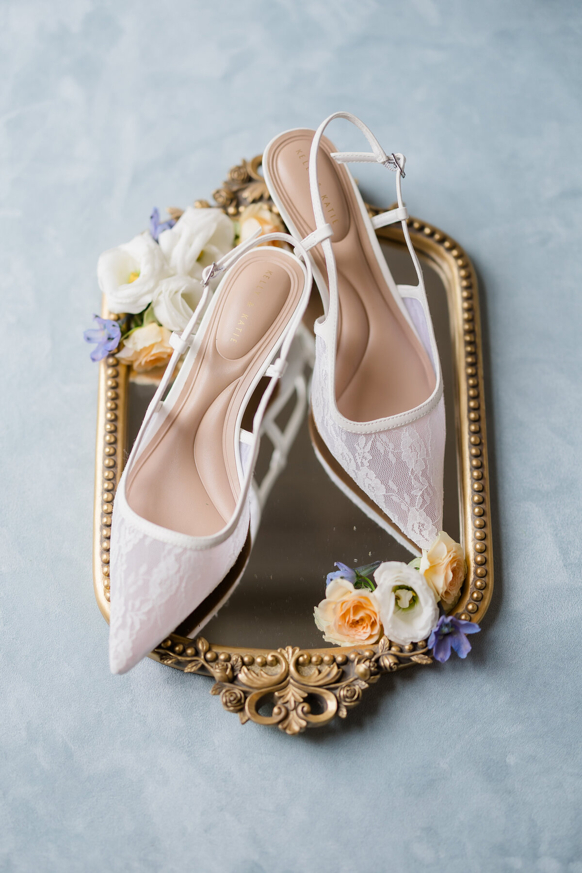 kasia-sickau-wedding-photography-hannah-tj-grand-ballrooom-covington-kentucky-8