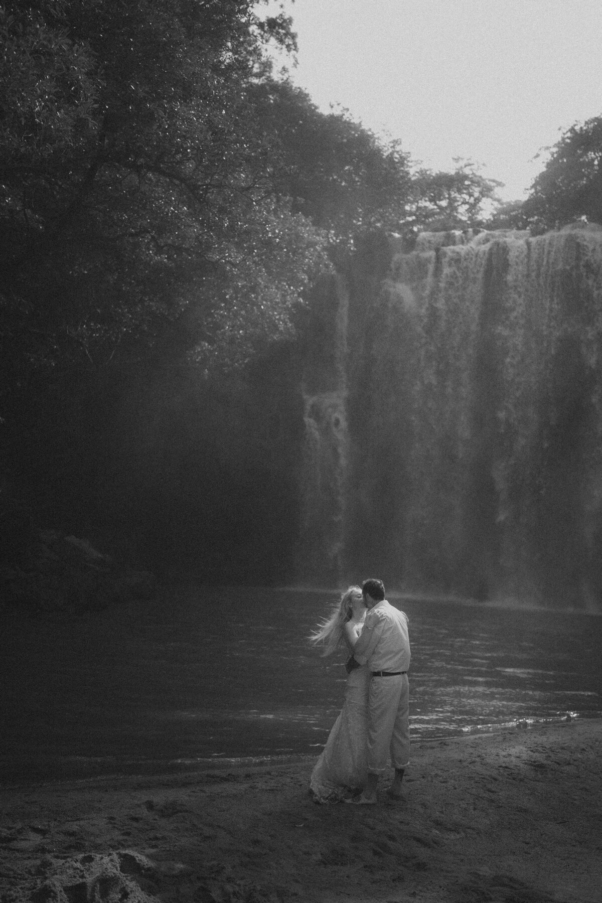 Elopements Costa Rica llanos de cortez (4 of 11)
