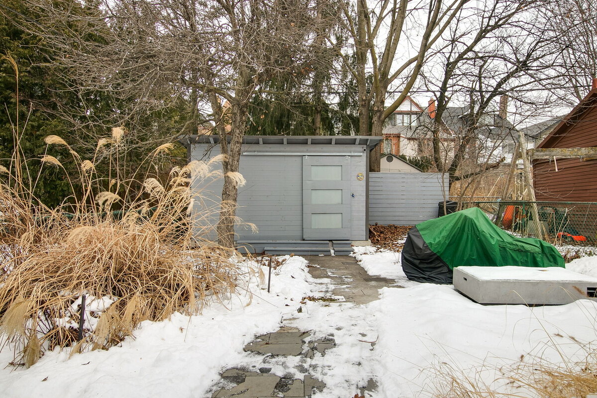 66-web-or-mls-74_006_Backyard