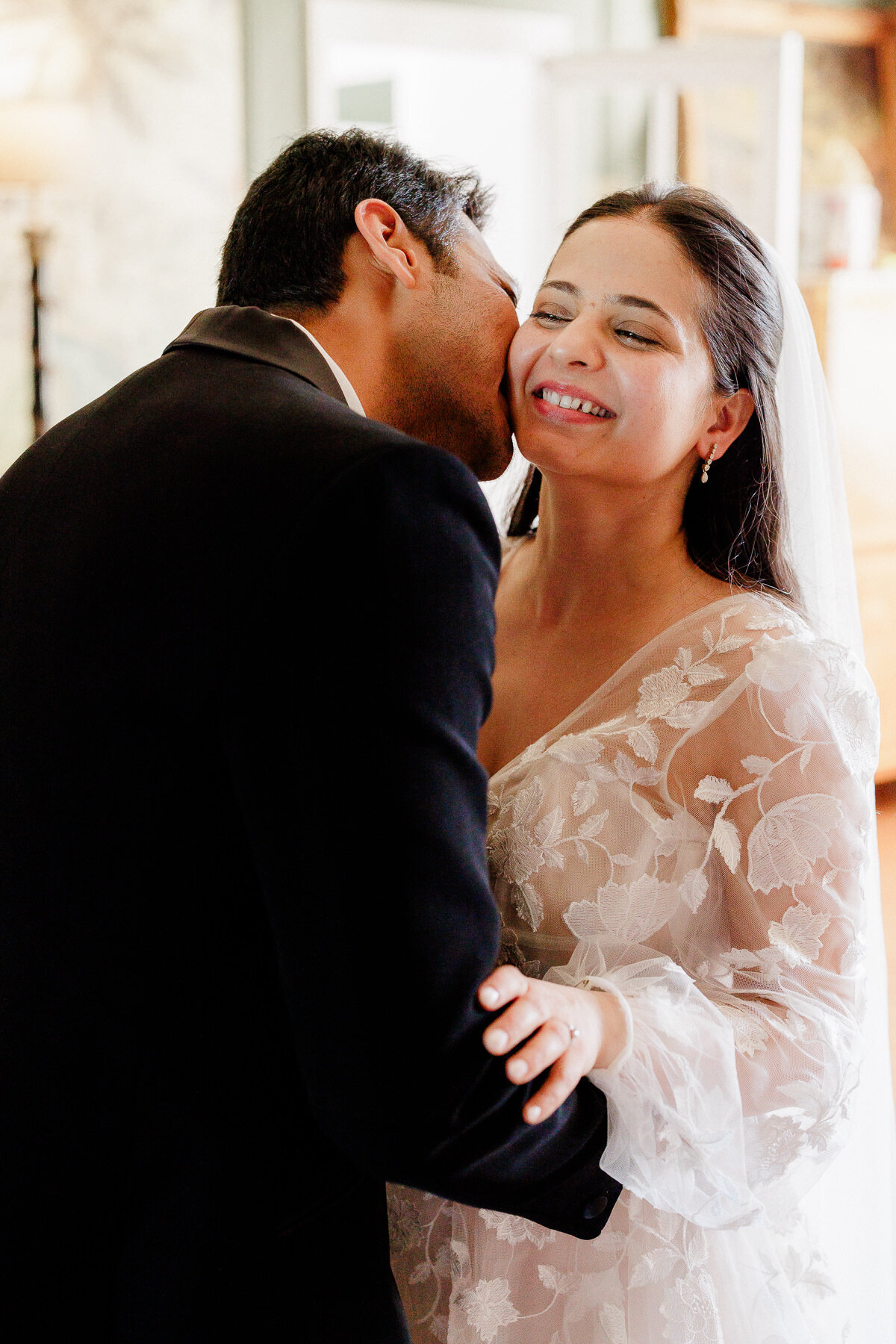 Modern_Chic_Chateau_Valouze_Destination_Wedding_Photographer-157
