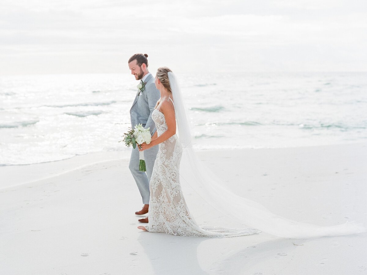 JessieBarksdalePhotography_Alys-and-Rosemary-Beach-Wedding-Photographer_015