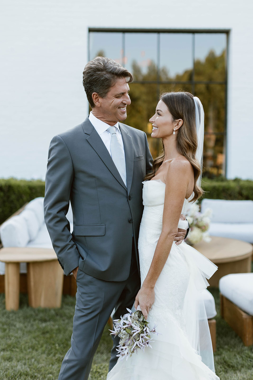 Backyard-Wedding-LosAngeles-ModernFamily-6657