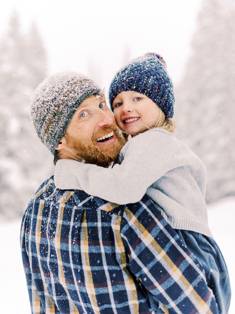 Colorado-Family-Photography-Christmas-Winter-Mountain-Snowy-Photoshoot15