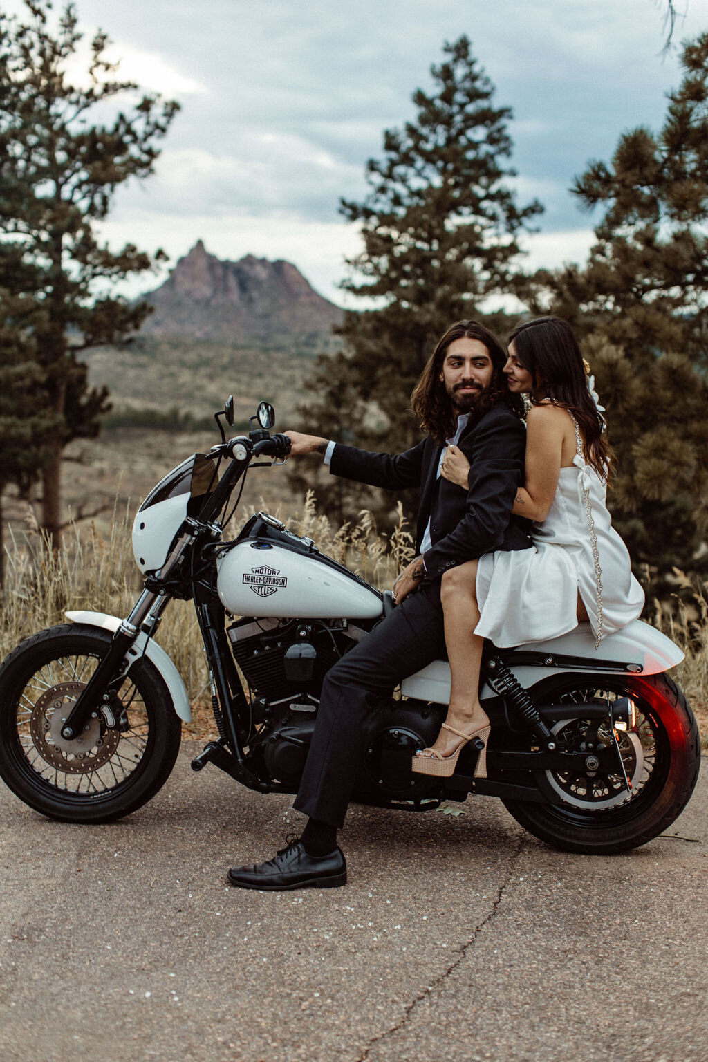 denver-elopement-photographySantinaandChristianPikesPeakRanchColoradoSpringsWeddingElopementPhotographerDenver-334