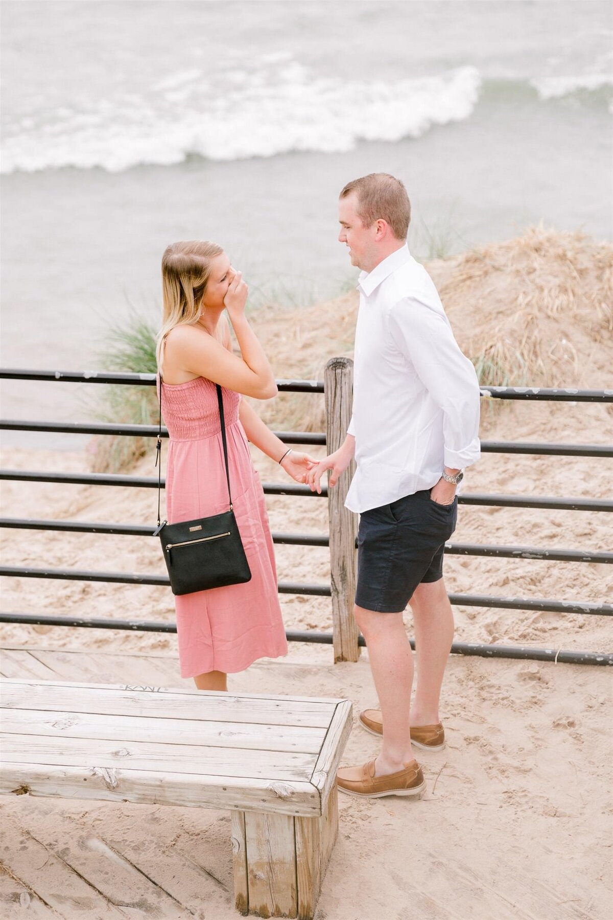 grand-haven-michigan-beach-proposal-photographer_0147