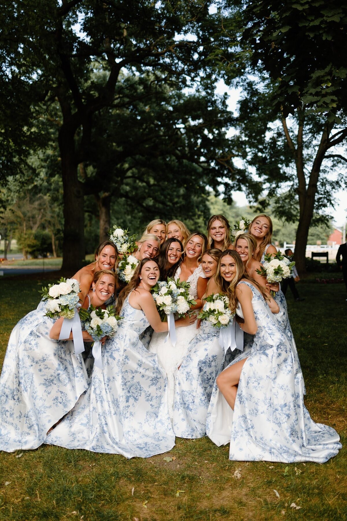 Nichole-Babiez-Photography-Dunham-woods-Geneva-Illinois-Wedding-luxury-editorial-timeless-modern-candid-bride-inspiration-chicago-photographer--65