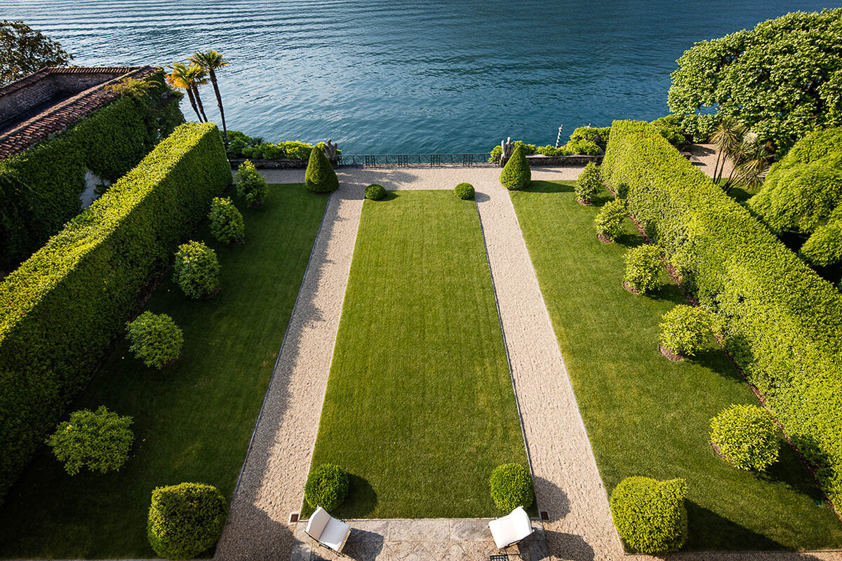 Villa-Balbiano-luxury-property-Lake-Como-Italy-wedding-ceremony-green-best-area-destination-wedding-event-party-boat-access-service-best-garden-decor-design