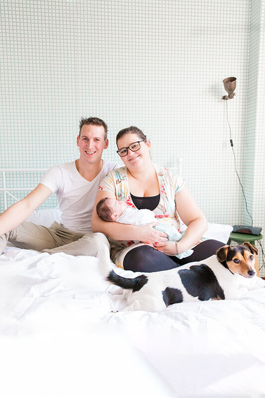 babyfotografie gezin hond