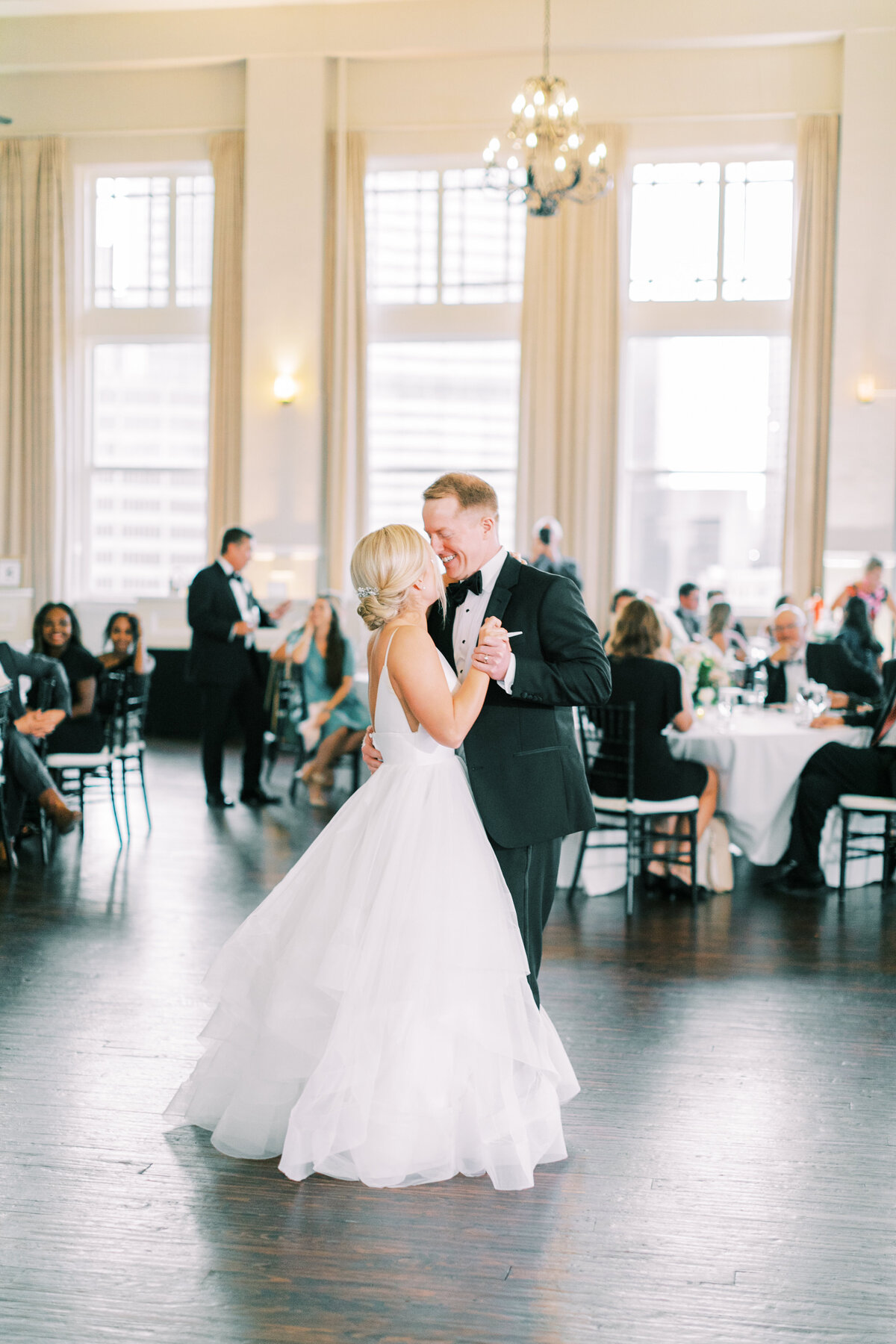 Classic Dallas Wedding at the Room on Main (34)