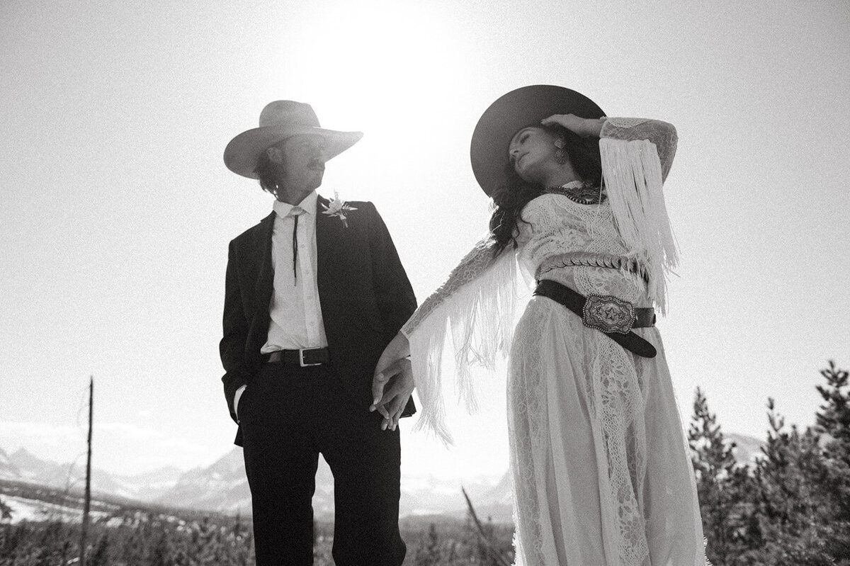 western-boho-glacier-park-elopement-presley-gray-photo-8982