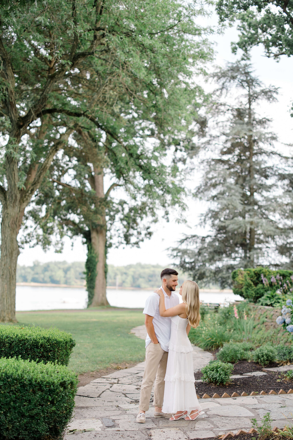 Glen-Foerd-Engagement-photos10