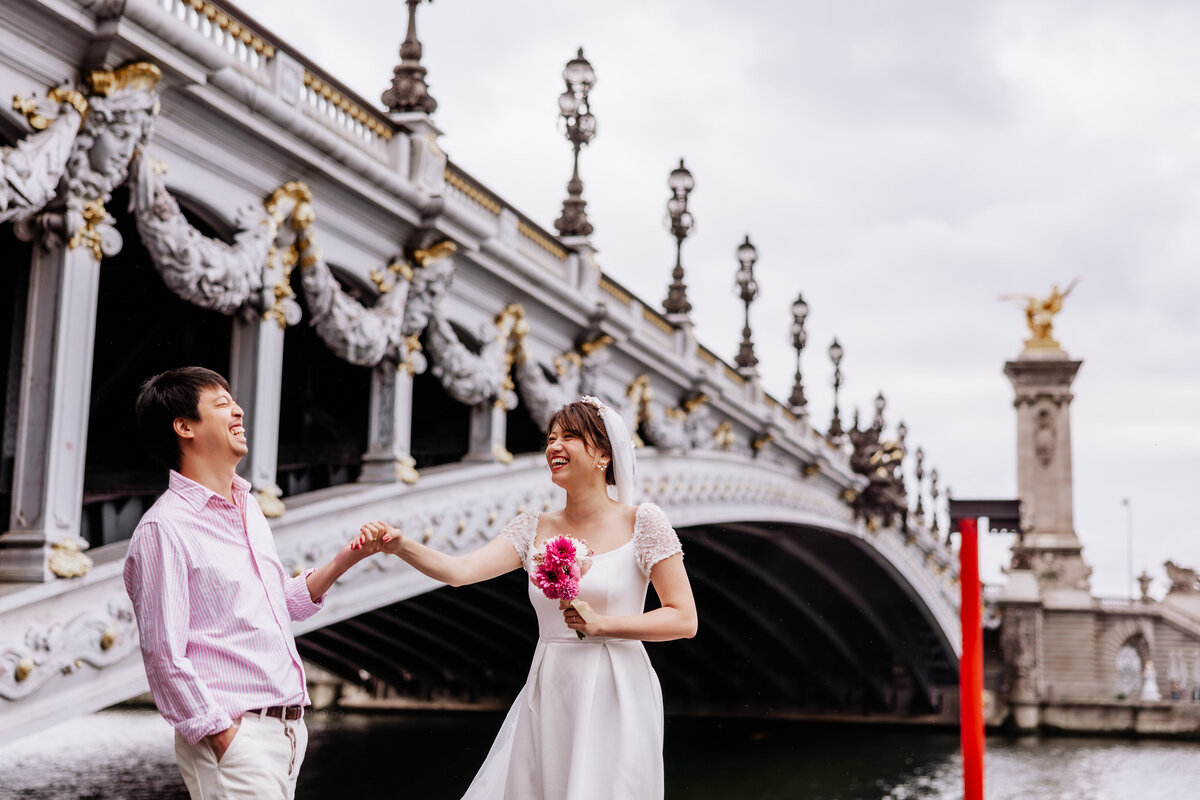 Paris_photowedding_PontAlexandreIII_24
