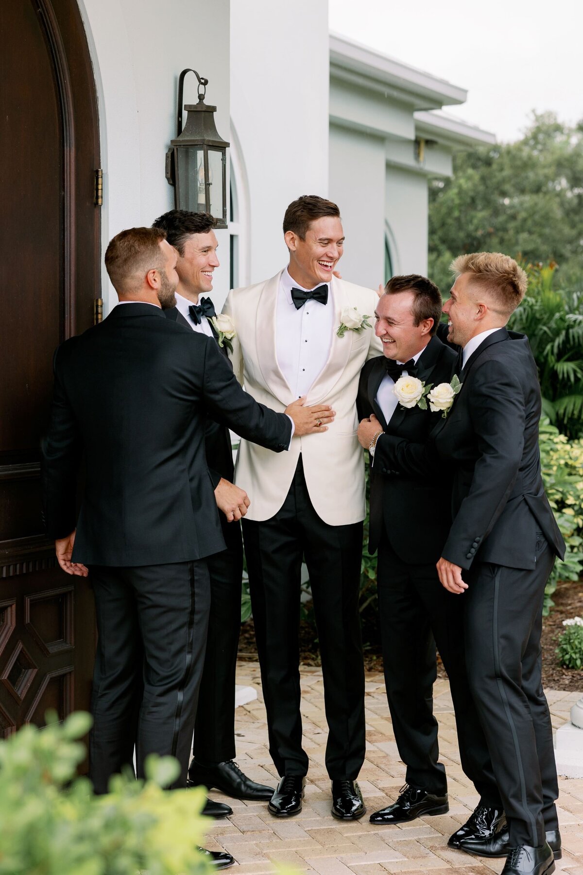 brittany-pannebaker-tampa-florida-destination-wedding-photographer-wedding-chandler-and-cole-tampa-harborside-chapel-68