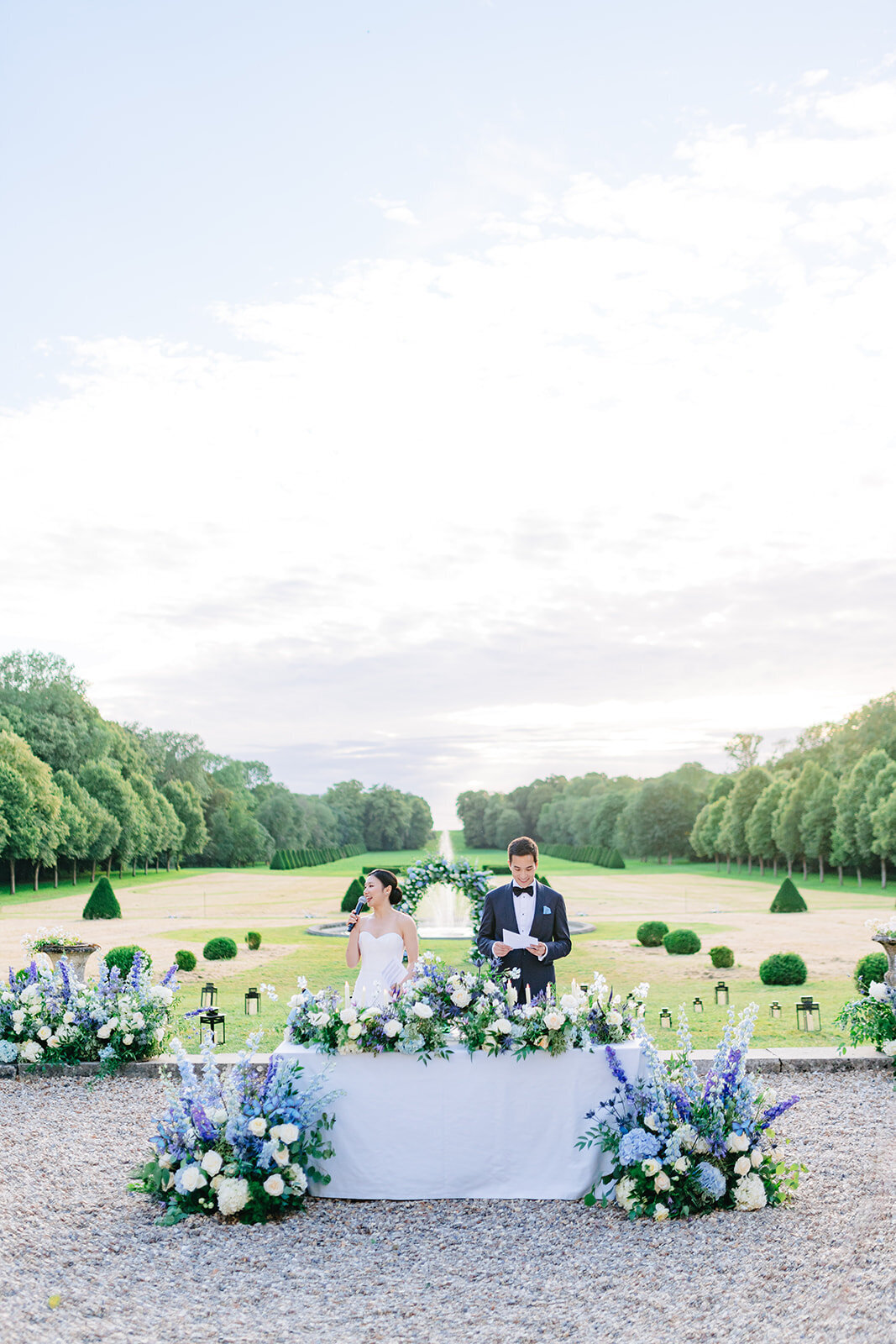 MorganeBallPhotography-Wedding-ZoeEdward-11-ChateauChamplatreux-Dinner-177-3618