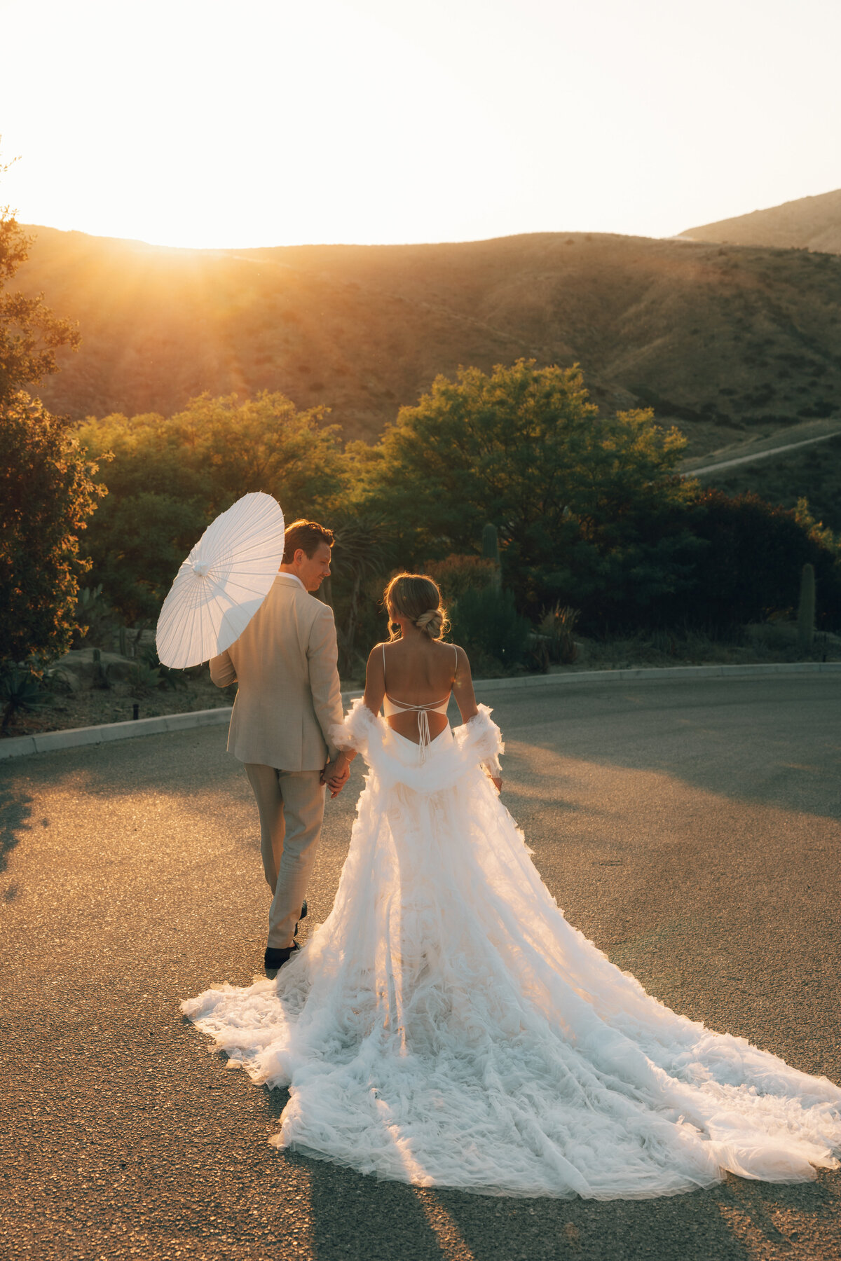 hummingbird-nest-ranch-california-elegant-luxury-wedding-119