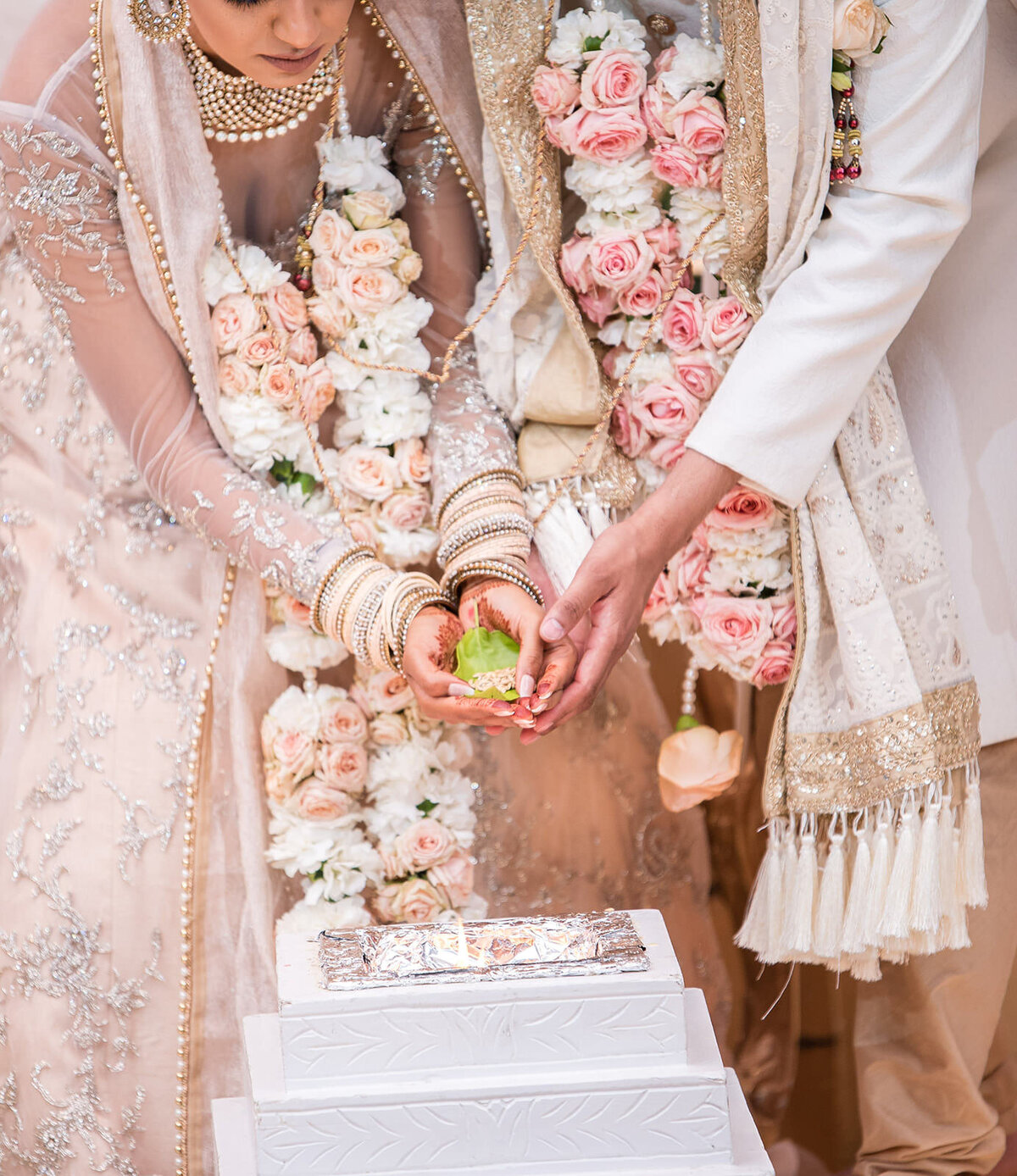 Chicago indian ceremony wedding photography - toronto wedding photographer