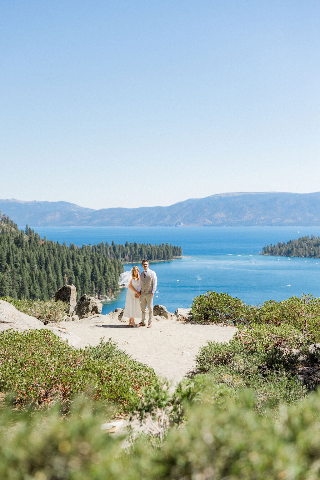 AJ Photography Armando Nevarez Lake Tahoe Elopement Photographer  Emotive Documentary5 (42)