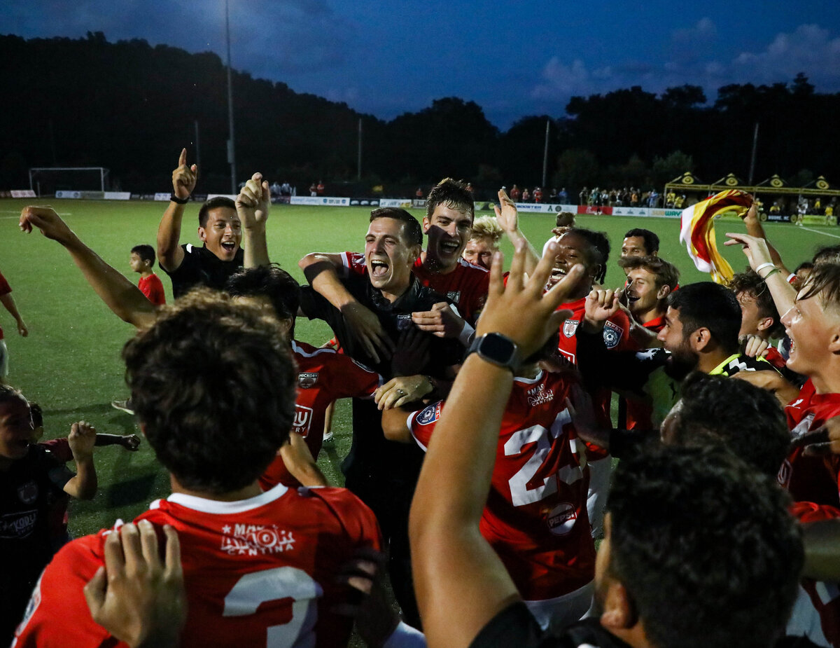 Rubio_Carlos_Team_Celebration_240713_0390_BryceMitchell