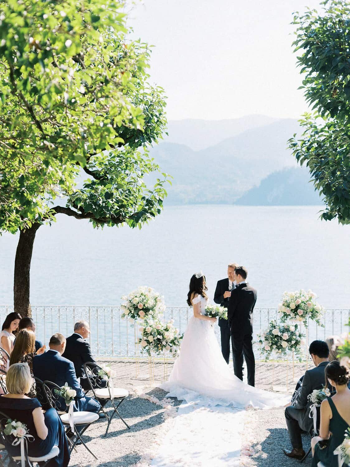 Lake-Como-Wedding-Villa-Cipressi-by-Julia-Kaptelova_Photography-highlights-089