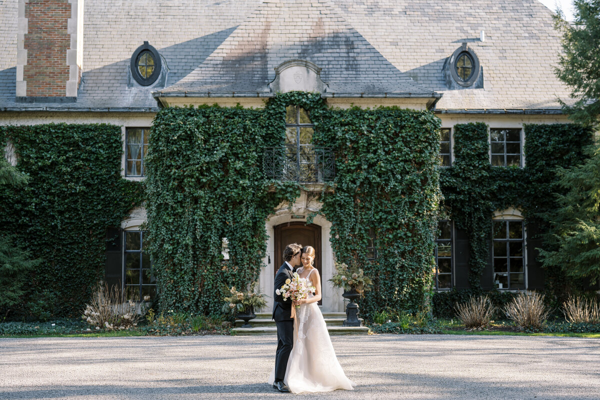 Bride-Groom-Candid-Moments-Greencrest-Manor-Wedding49