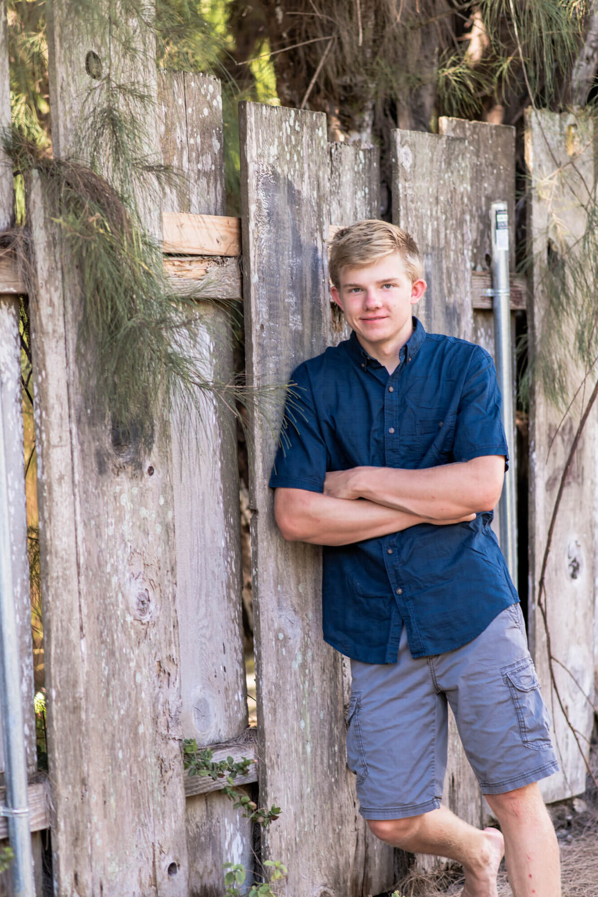 outdoor-senior-pictures-male
