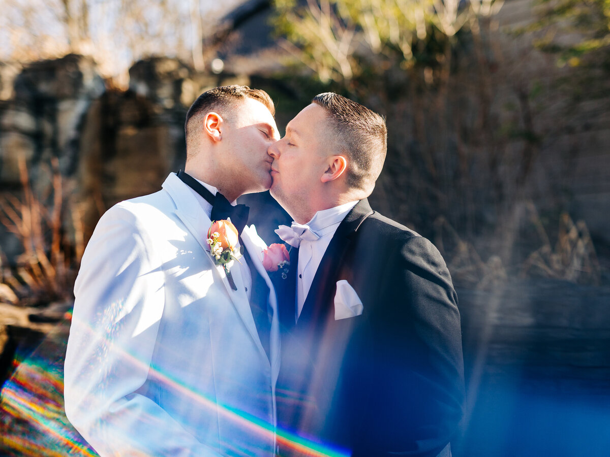 LGBT-Wedding-Maya-Elaine-Photography-Pittsburgh-Zoo003