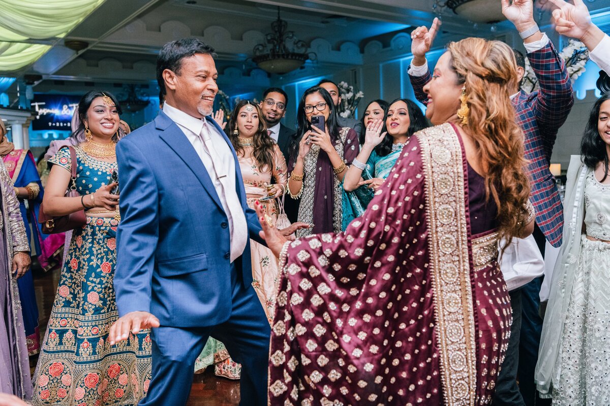 jpeg-optimizer_Chicago-wedding-photographers-Maha-Studios-Tasnia-Tanvir-Valima-595