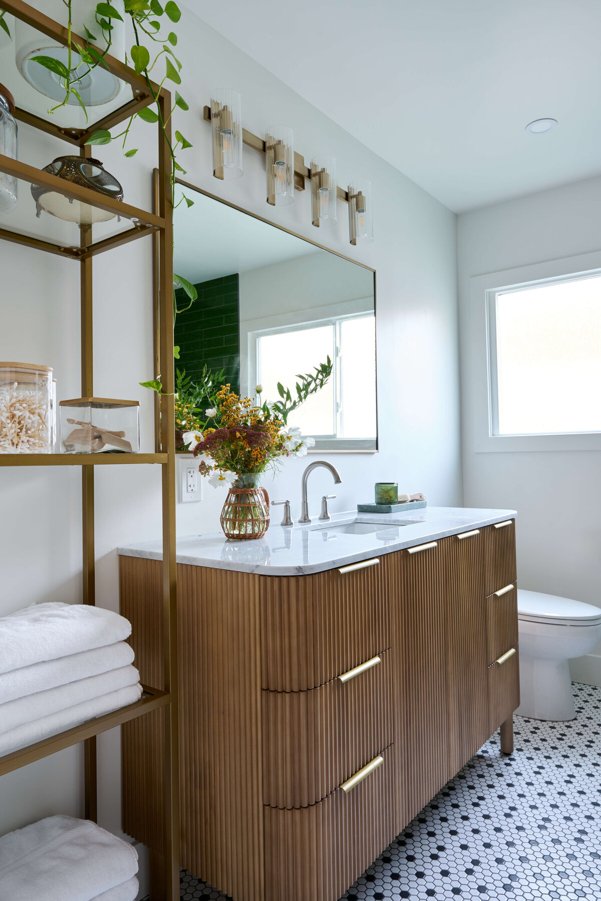 land-park-bathroom