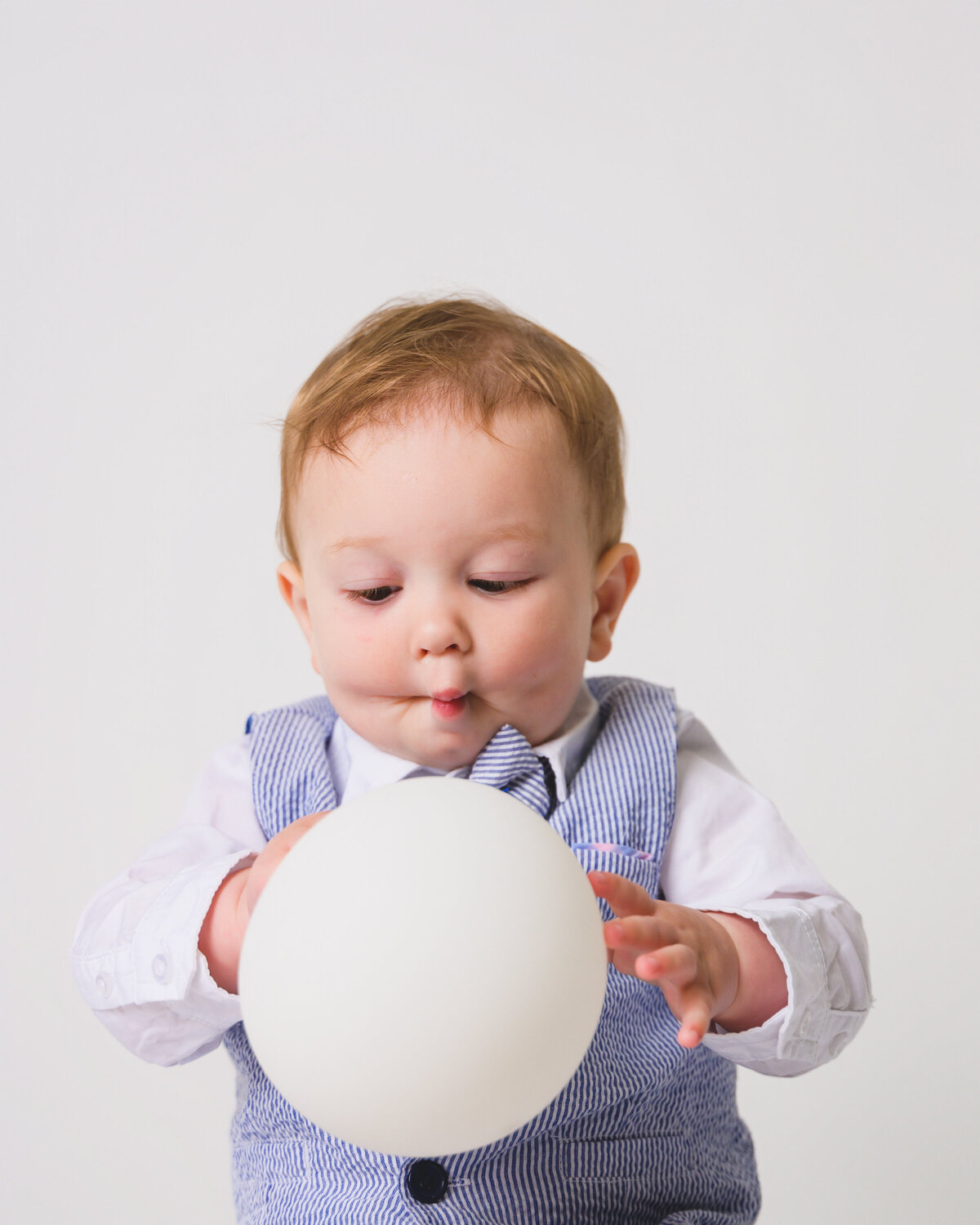 MiniAnna2023-MeganMullins-CharlieMilkBath_7926srgb-ev3000