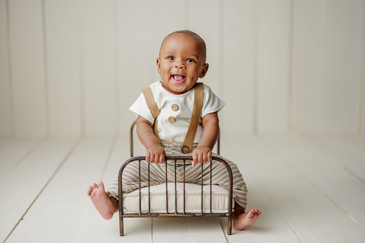 Huntsville Alabama Studio Baby Photographer 6 Month Milestone Session Client Closet14
