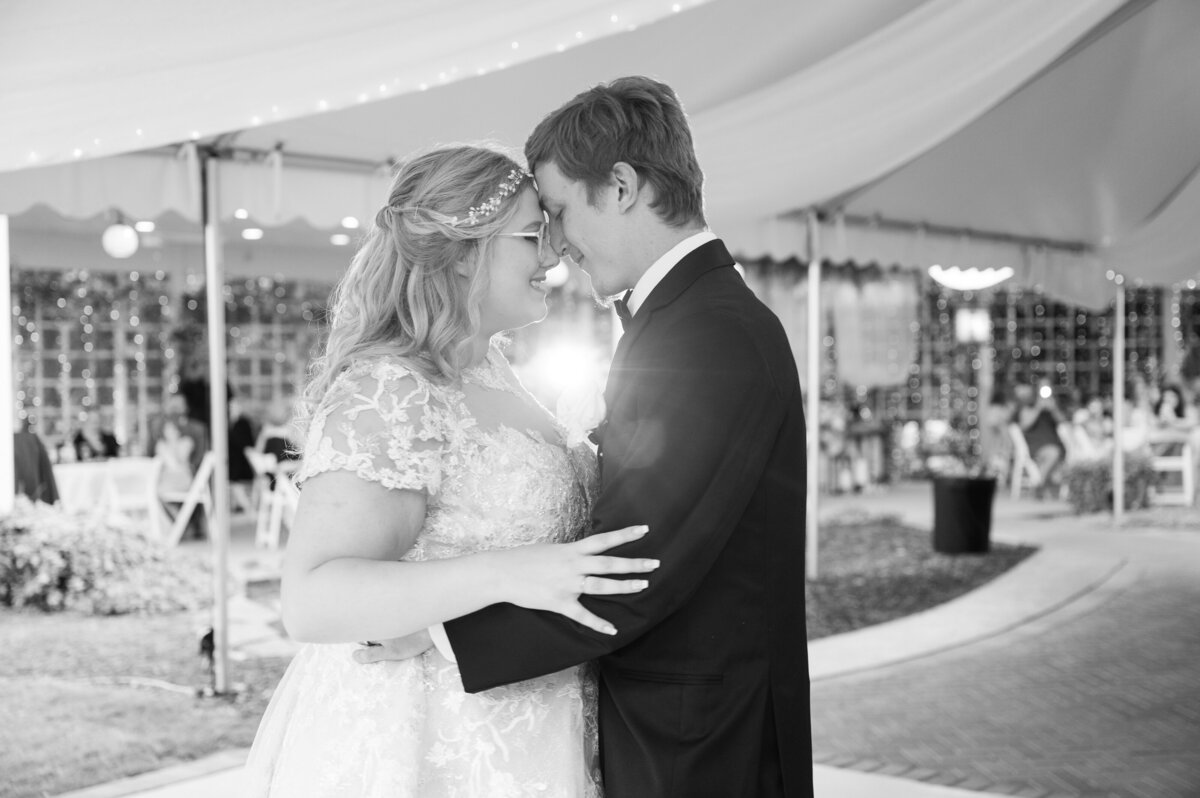 Entrances and First Dances_023