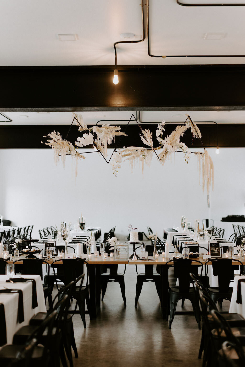 Pinewood Events - Minnesota Modern Nature Inspired Venue - summer @whitleysander - 2