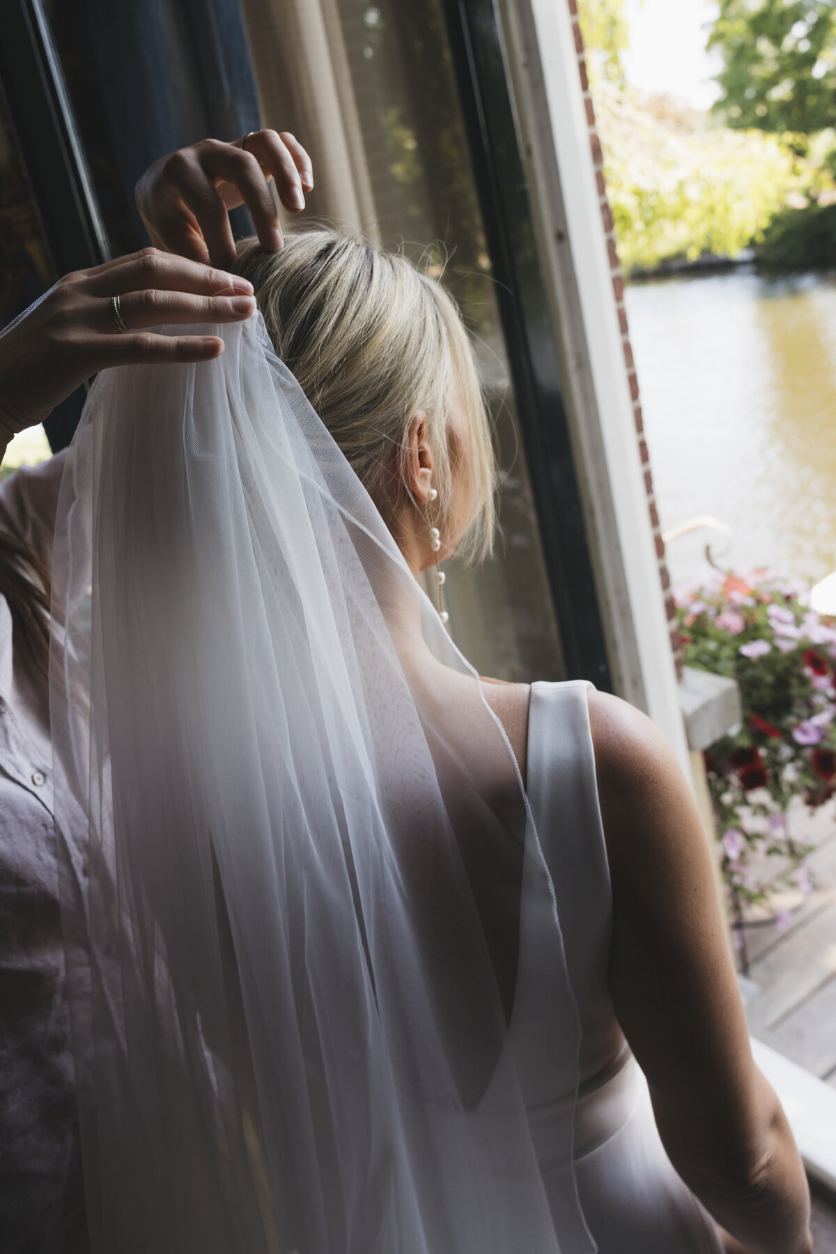 bo-eppink-photography-getting-ready-wedding-event-10
