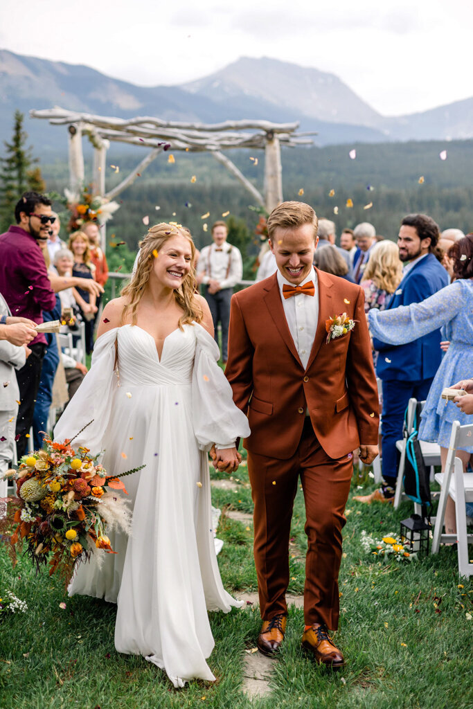 Wedding ceremony captured by Andrea De Groot Images, vibrant and joyful wedding photographer in Lethbridge, Alberta. Featured on the Bronte Bride Vendor Guide.