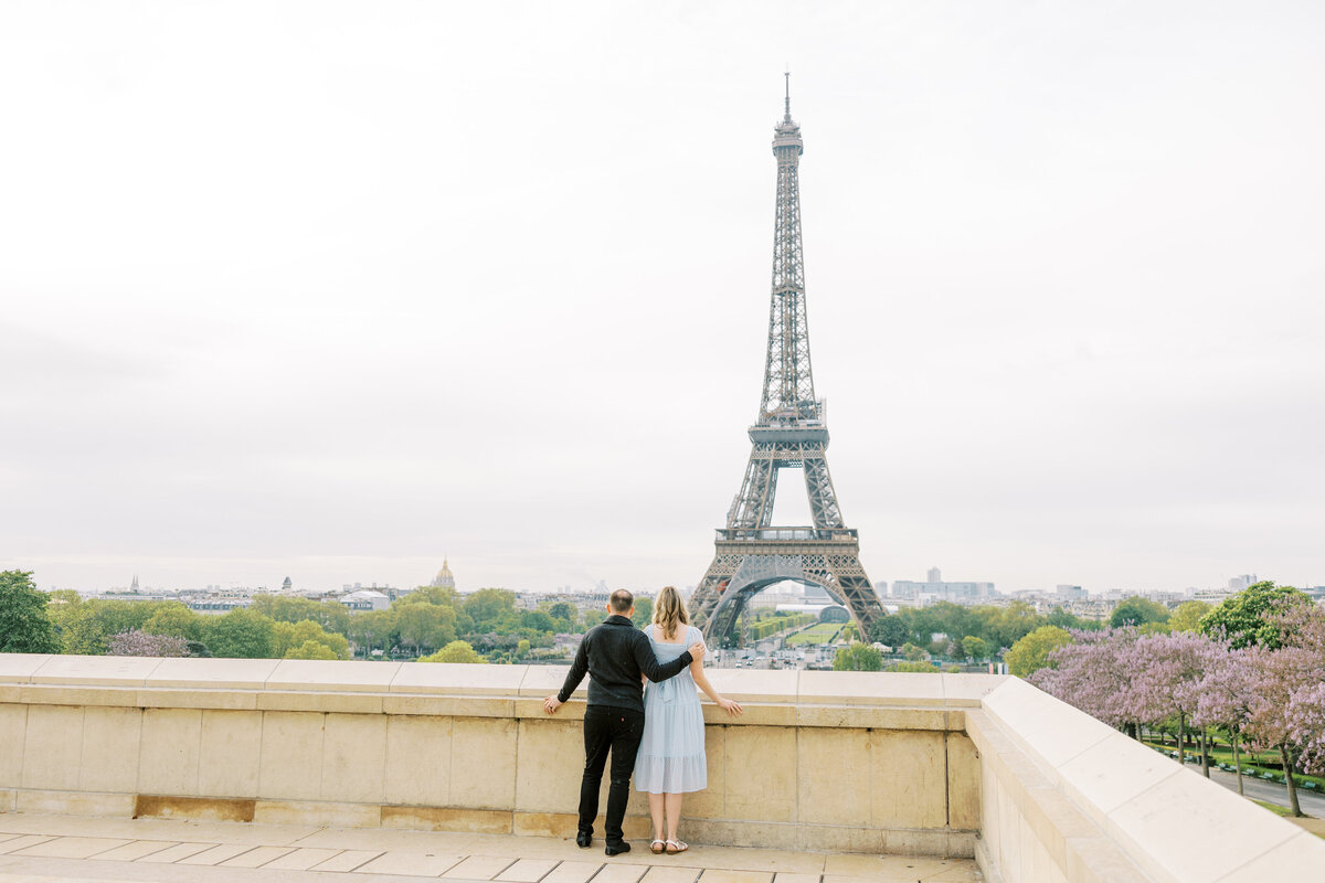 Eiffel Tower Couples Session