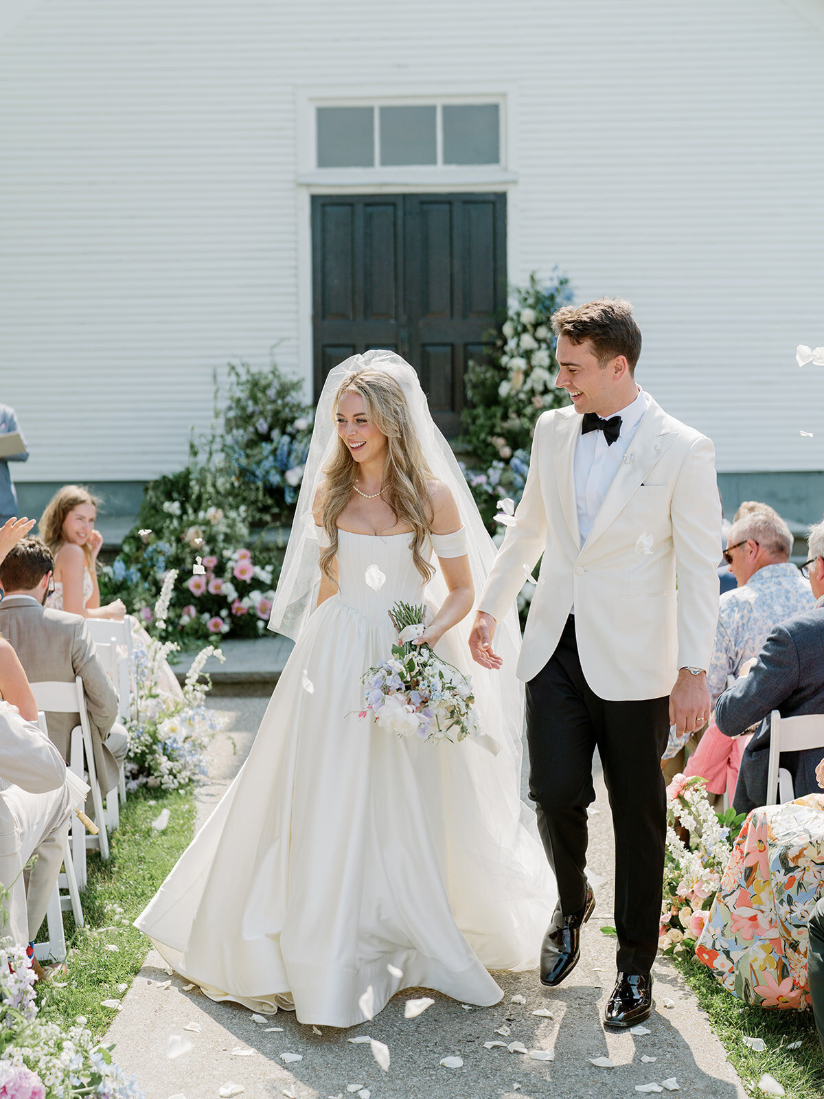 Sarah & Blake Sneak Peeks-151