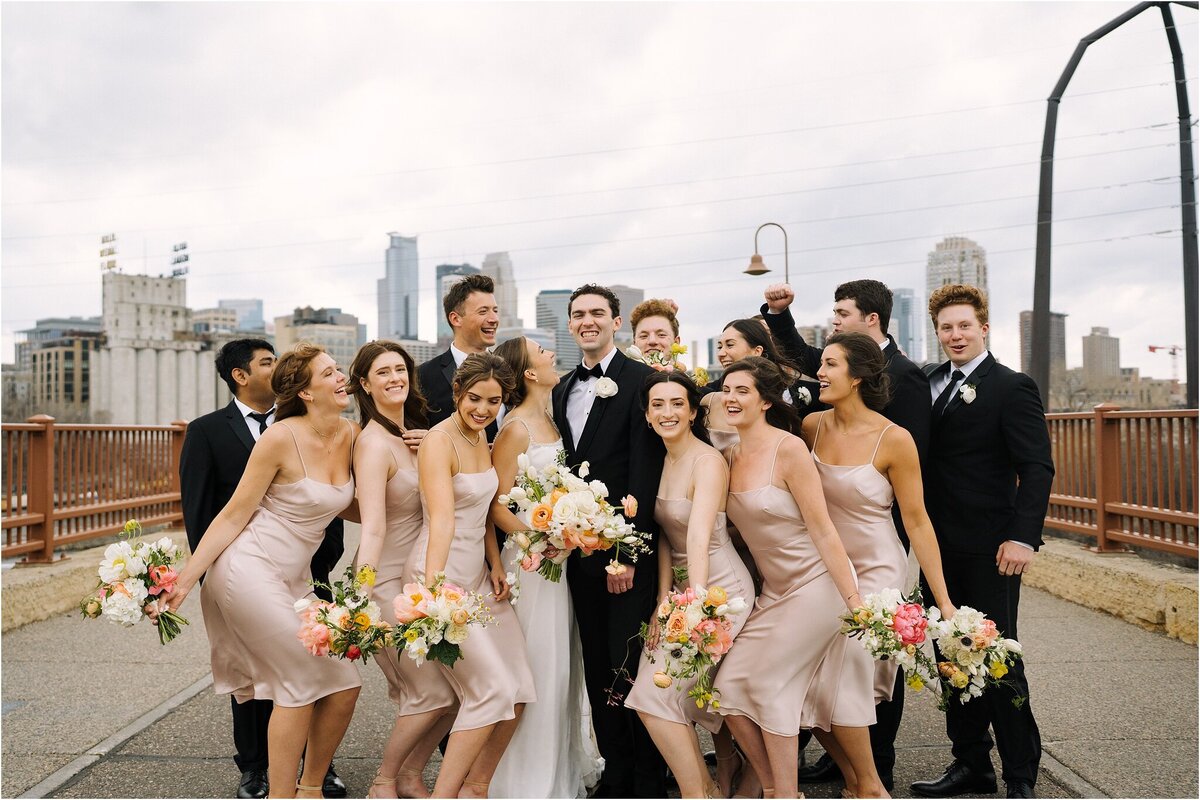 Best-Minneapolis-Wedding-Photographers-1675-07766_rz